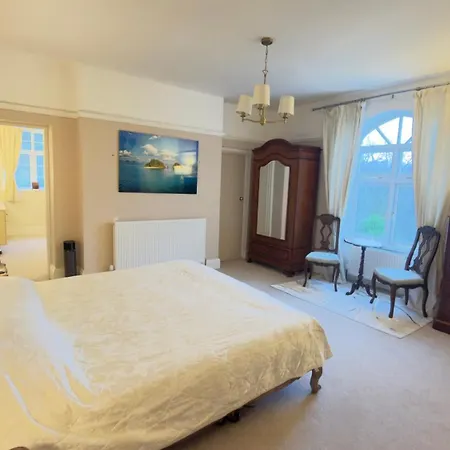 Moorswater Lodge Country House With Wine Bar-3